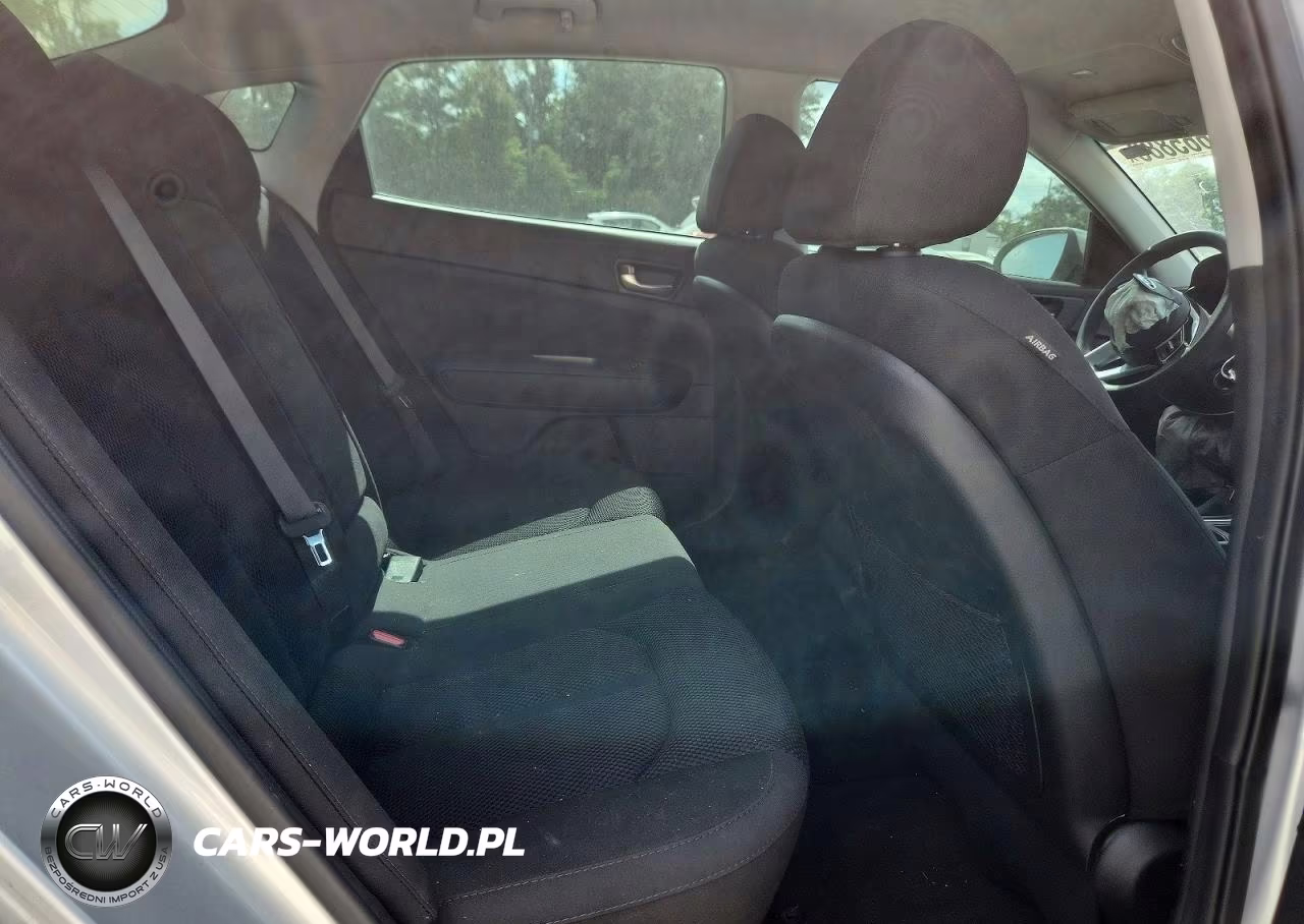 2020 Kia Optima Lx VIN:5XXGT4L37LG419100 - 10