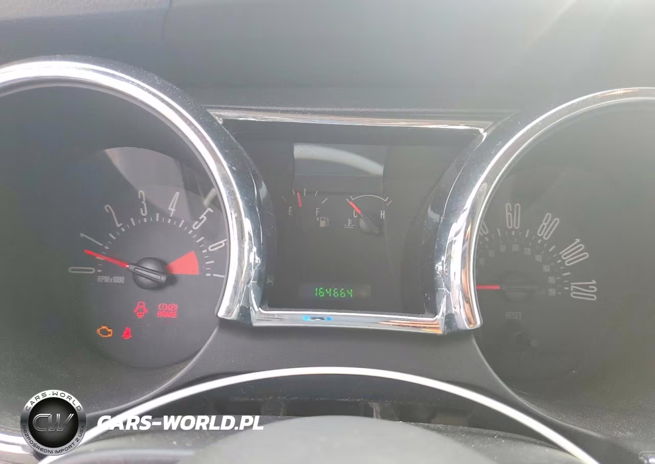 2005 Ford Mustang VIN:1ZVFT80N455152382 - 9