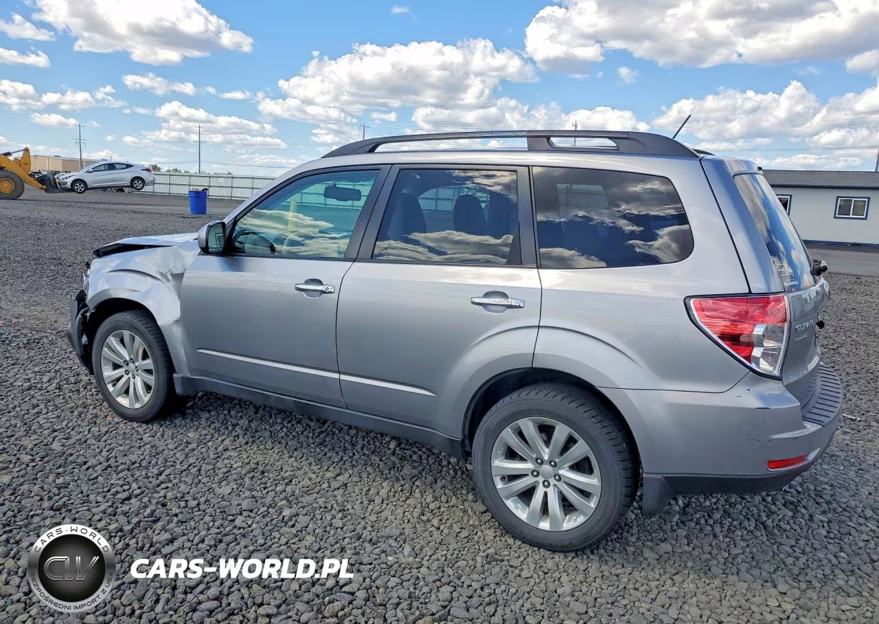 2011 Subaru Forester 2.5X Premium VIN:JF2SHADC6BH725006 - 2