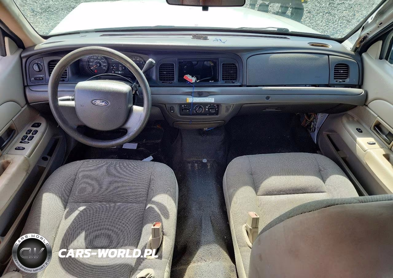 2008 Ford Crown Victoria Police Interceptor VIN:2FAHP71V48X120808 - 8