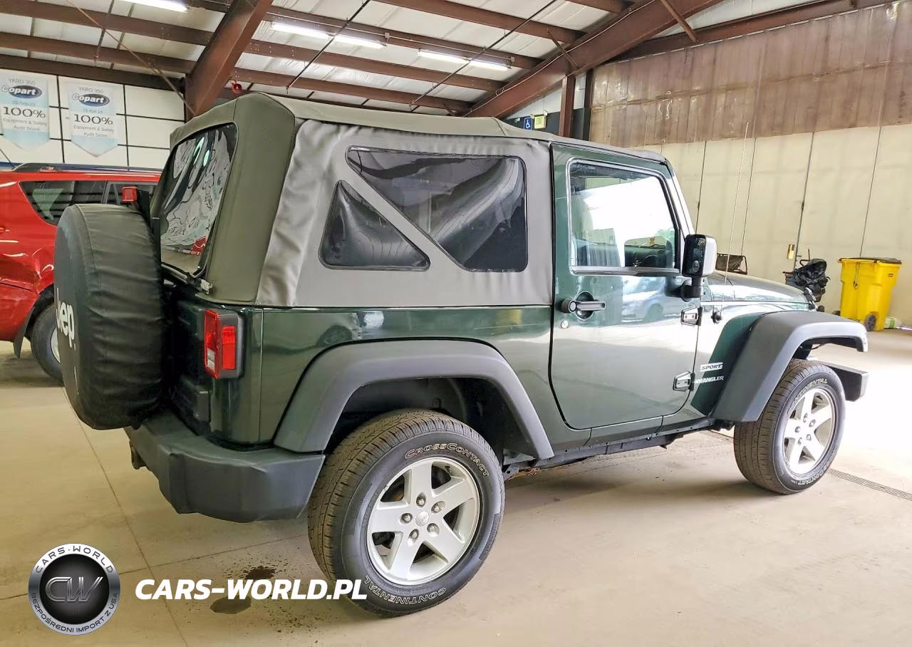 2010 Jeep Wrangler Sport VIN:1J4AA2D11AL196699 - 3