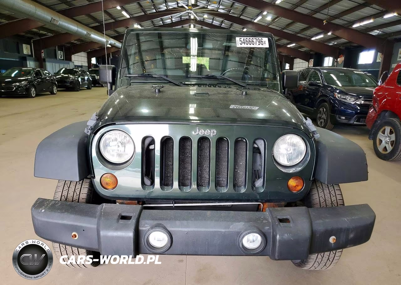 2010 Jeep Wrangler Sport VIN:1J4AA2D11AL196699 - 5
