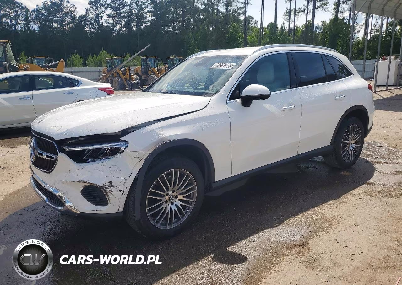 2025 Mercedes-Benz Glc 300 – zdjęcie 1 z 13
