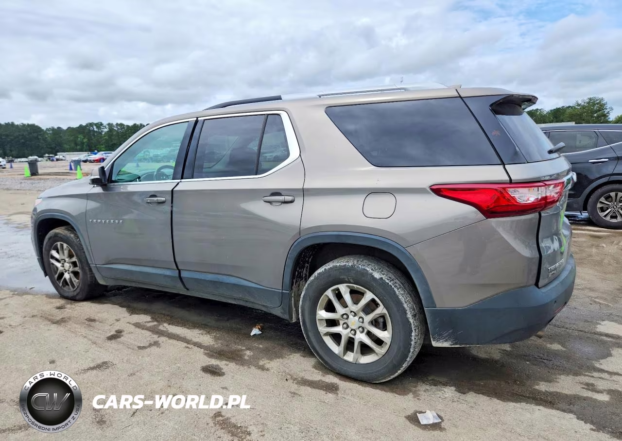 2018 Chevrolet Traverse Lt VIN:1GNERGKW4JJ267215 - 2