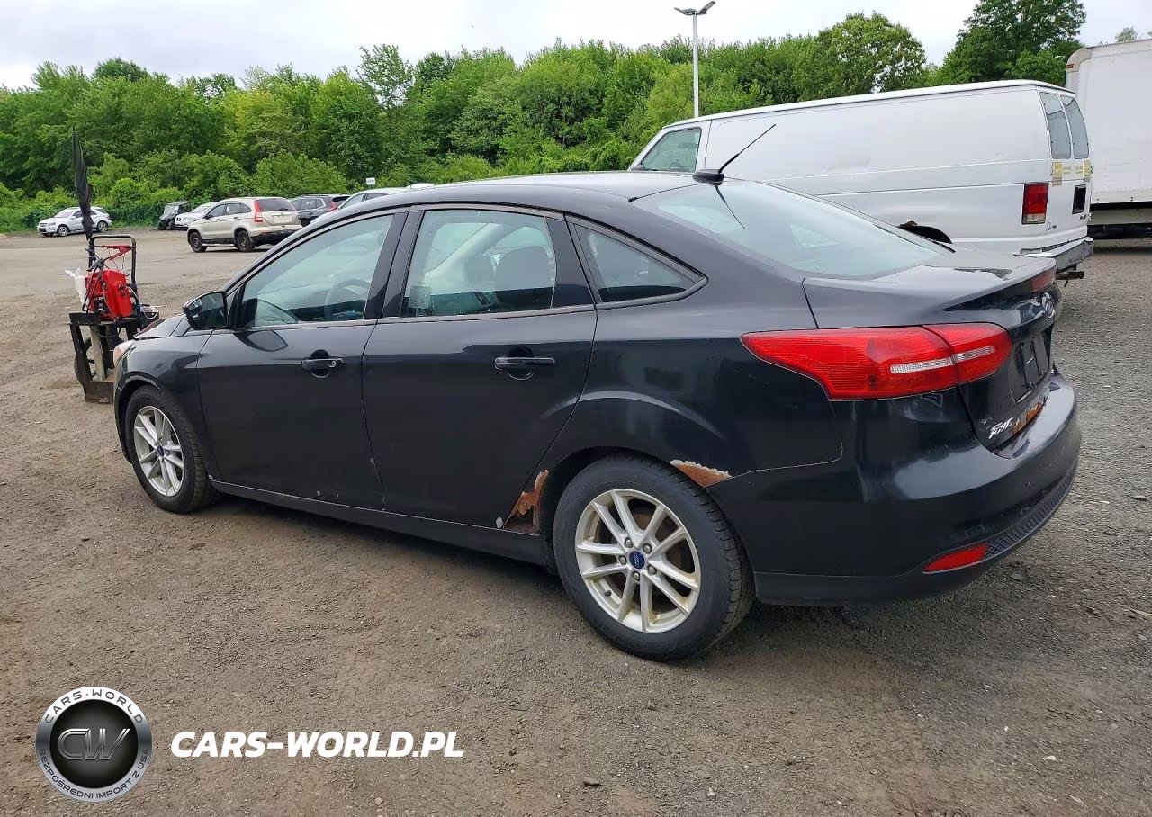 2017 Ford Focus Se VIN:1FADP3F28HL316589 - 2