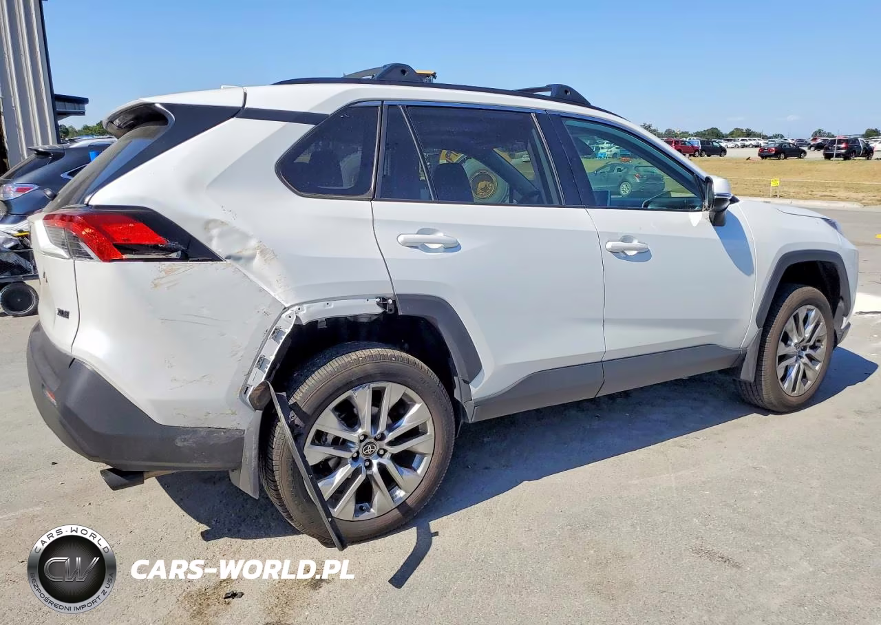 2025 Toyota Rav4 Xle Premium VIN:2T3C1RFV3SW384680 - 3