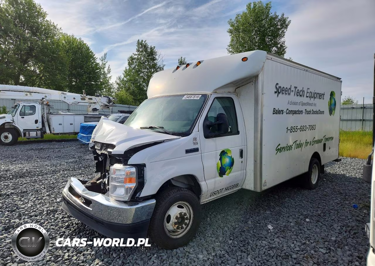 2023 Ford E450 Delivery Truck