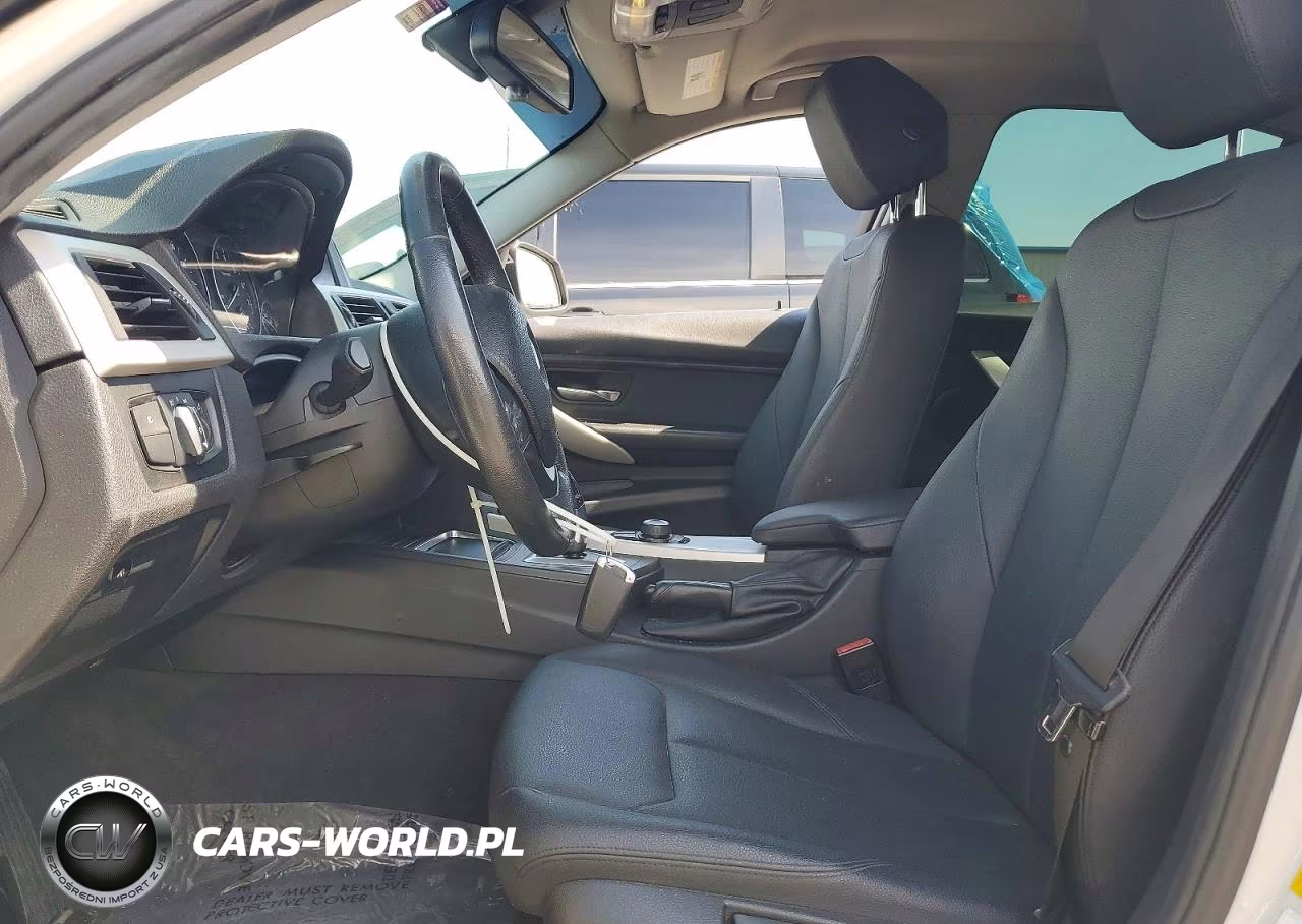 2018 BMW 320 I VIN:WBA8E1G59JNU91293 - 7