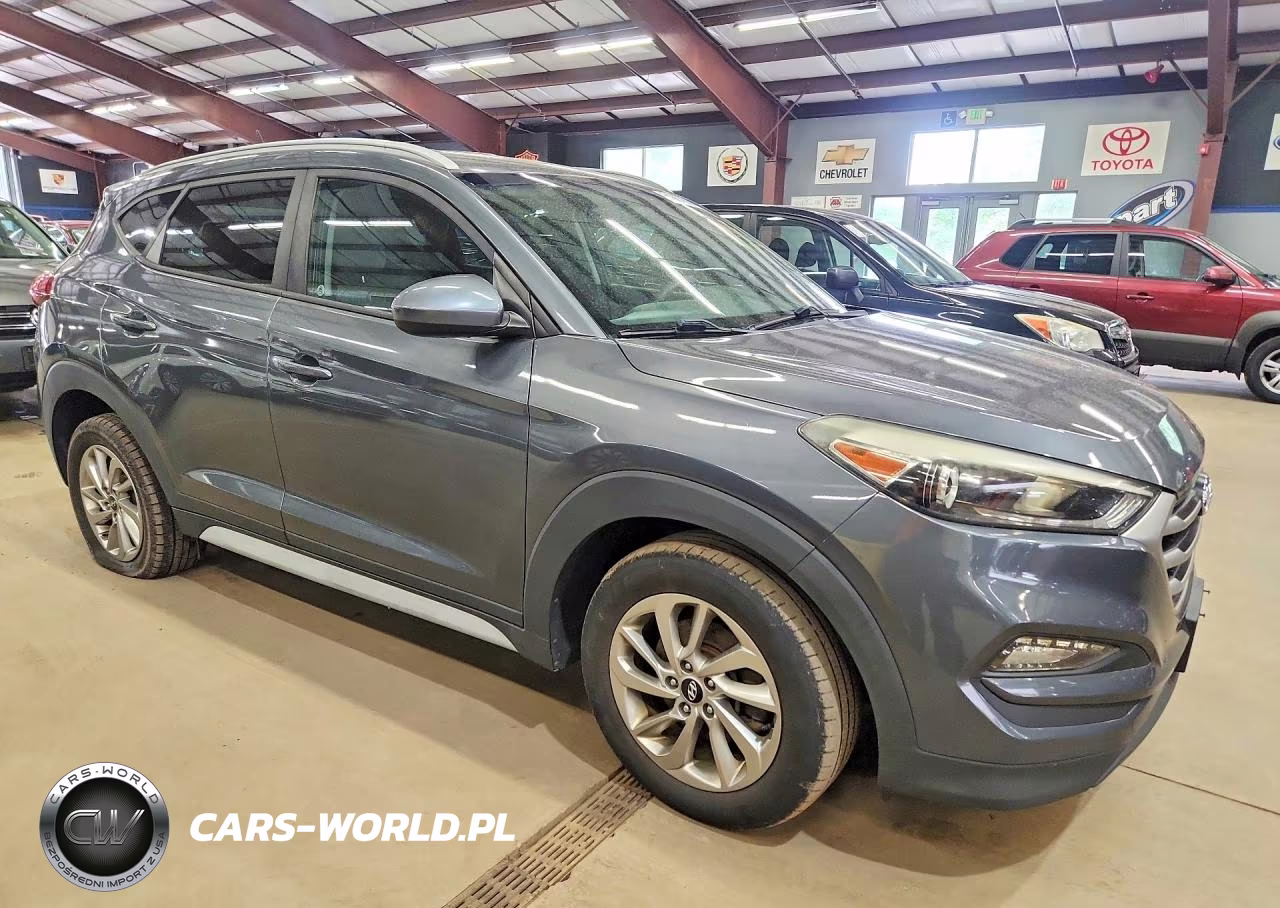2017 Hyundai Tucson Se VIN:KM8J3CA48HU488127 - 4