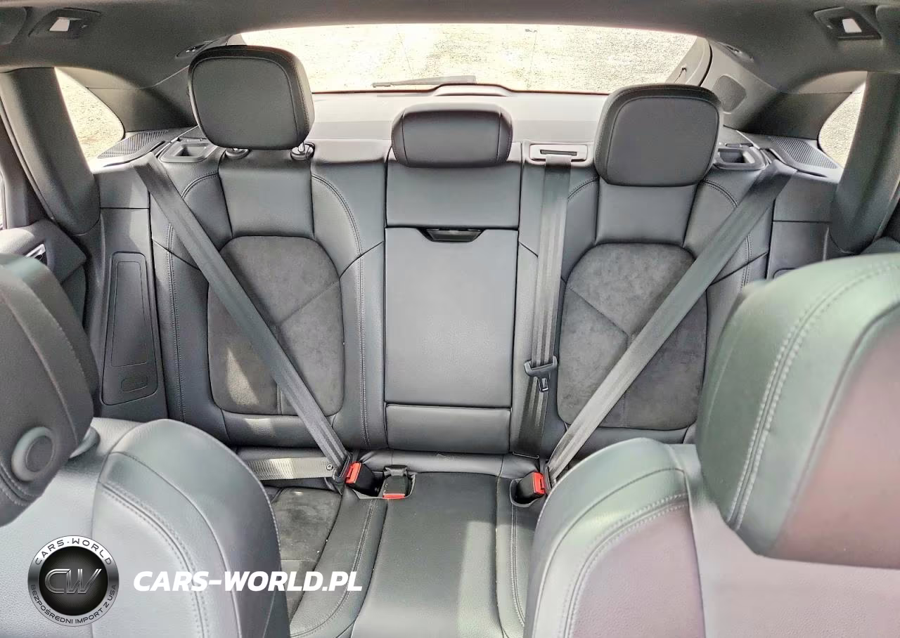 2018 Porsche Macan VIN:WP1AA2A5XJLB20989 - 10