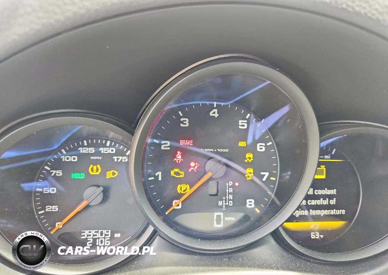 2018 Porsche Macan VIN:WP1AA2A5XJLB20989 - 9