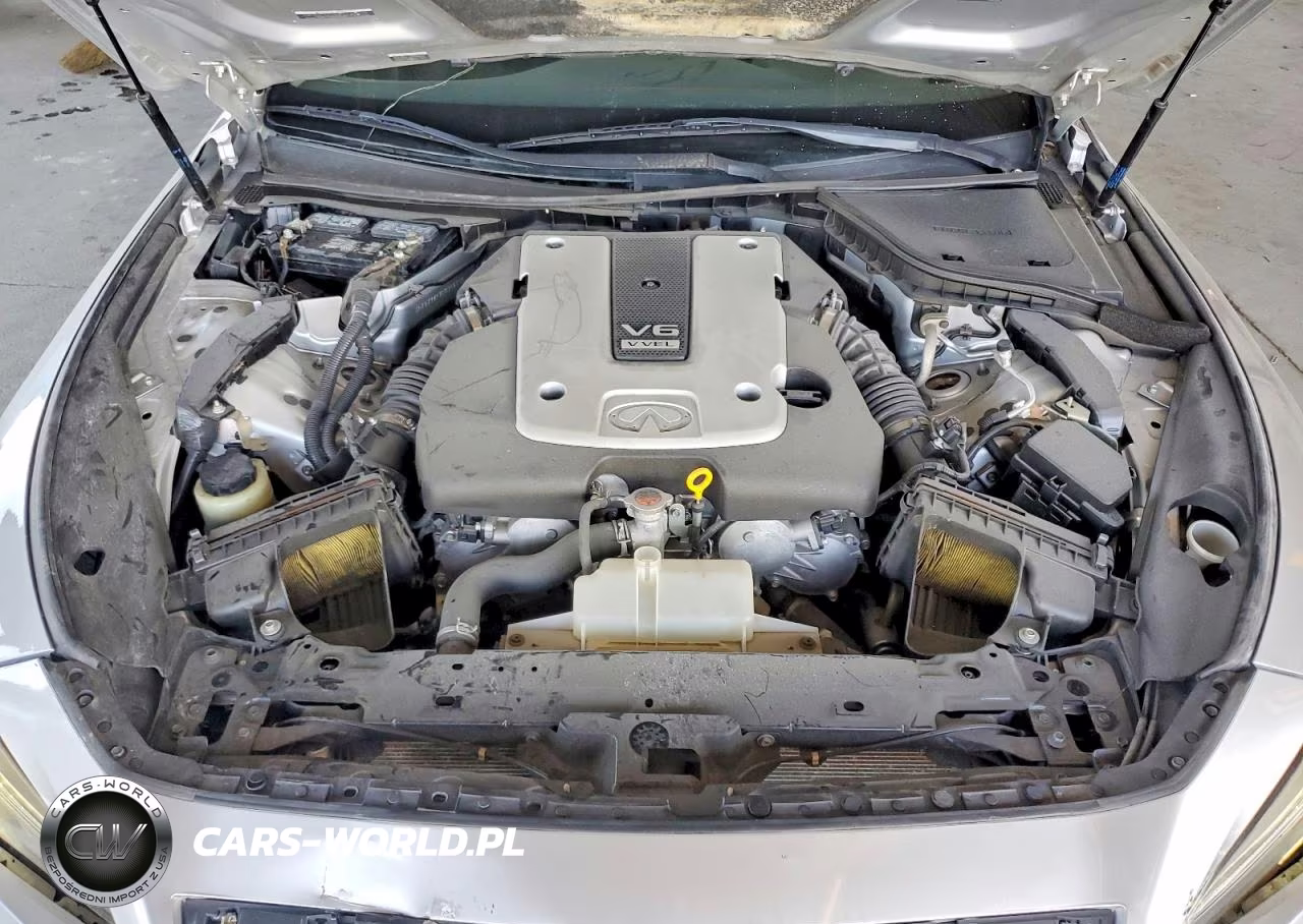 2015 Infiniti Q50 Premium VIN:JN1BV7AP7FM354150 - 11