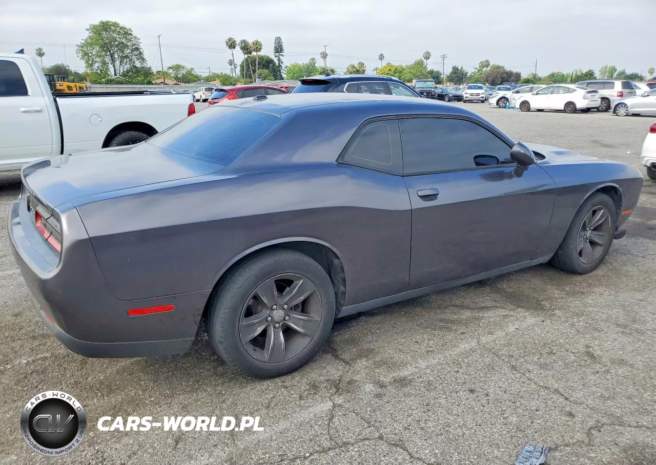 2015 Dodge Challenger Sxt VIN:2C3CDZAG1FH816824 - 3