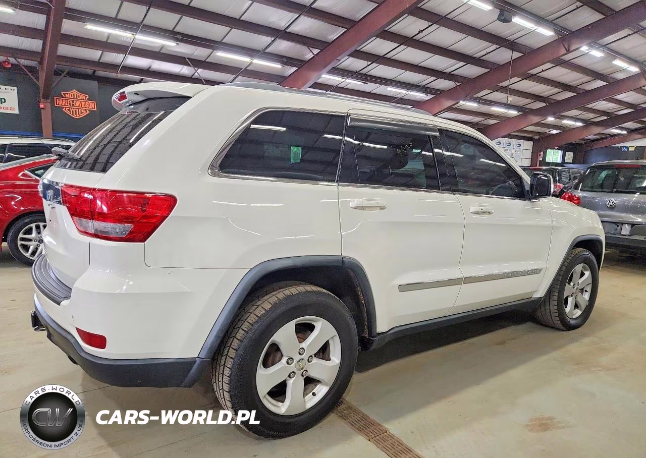 2012 Jeep Grand Cherokee Laredo VIN:1C4RJFAG7CC220211 - 3