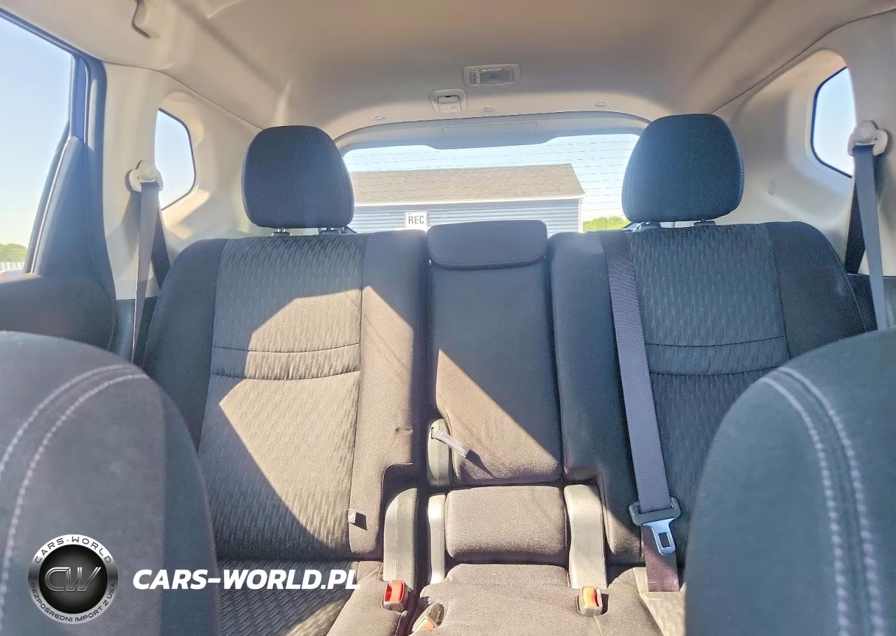 2017 Nissan Rogue S VIN:JN8AT2MV3HW005283 - 10
