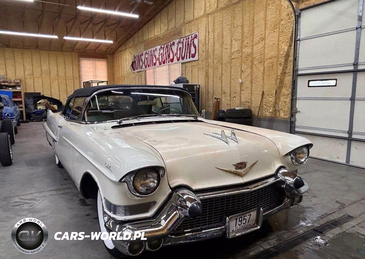 1957 Cadillac Coupe Devi