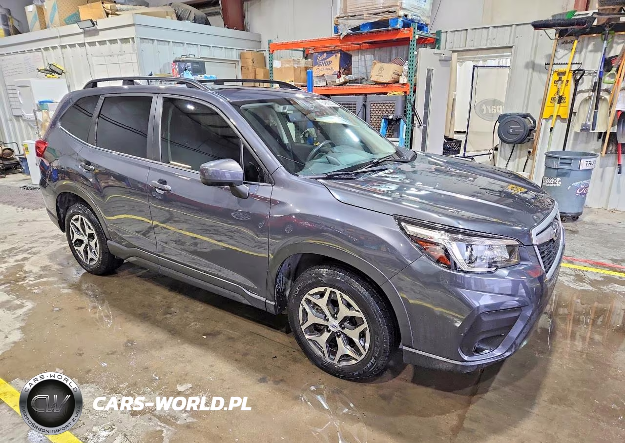 2020 Subaru Forester Premium VIN:JF2SKAJC0LH519090 - 4