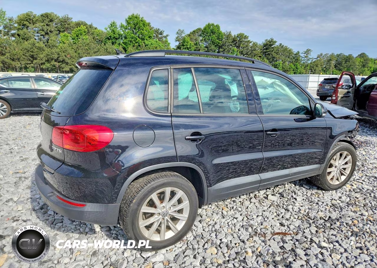 2015 Volkswagen Tiguan S VIN:WVGAV7AX8FW501214 - 3