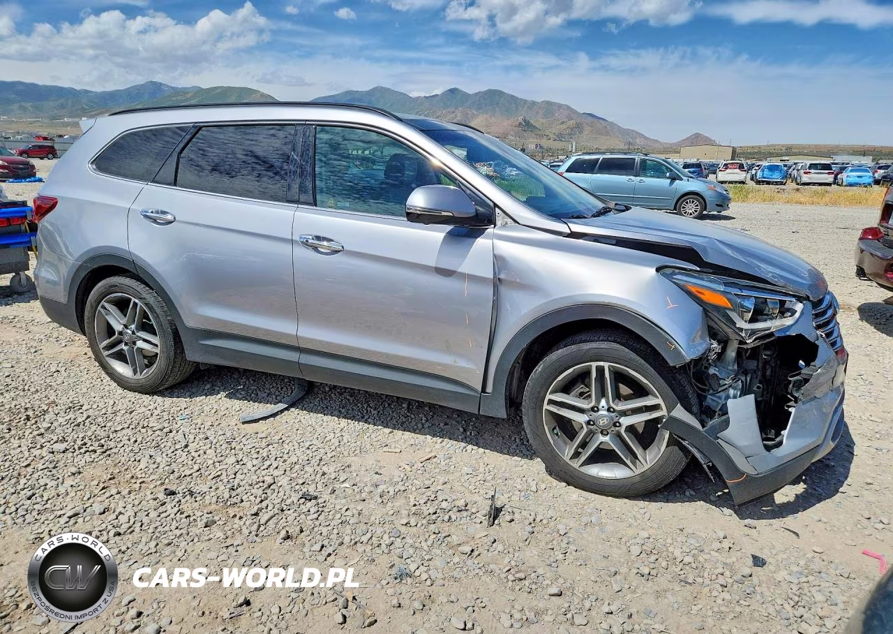 2018 Hyundai Santa Fe Se Ultimate VIN:KM8SRDHF2JU286082 - 4
