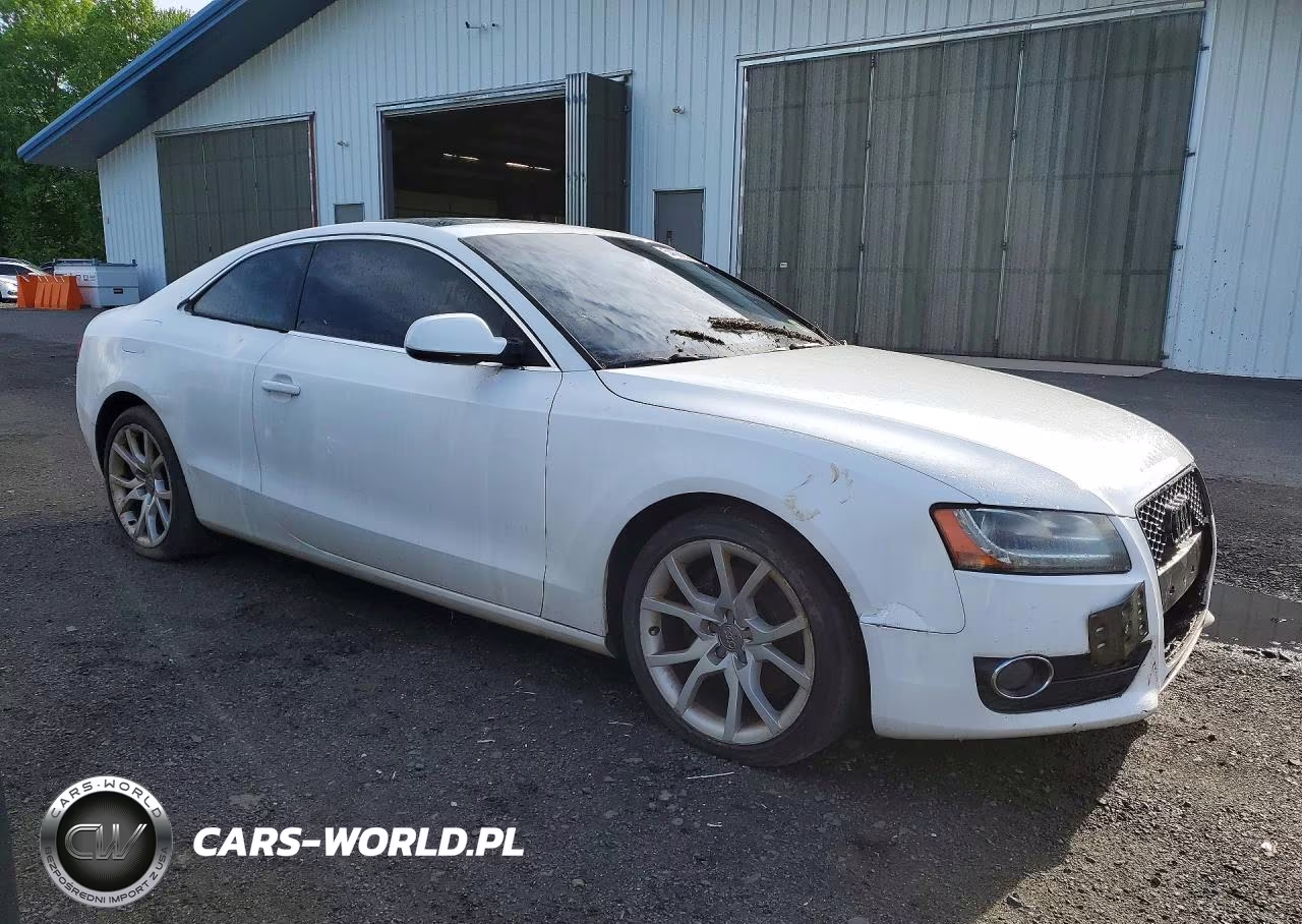 2012 Audi A5 Premium Plus VIN:WAULFAFR3CA037496 - 4