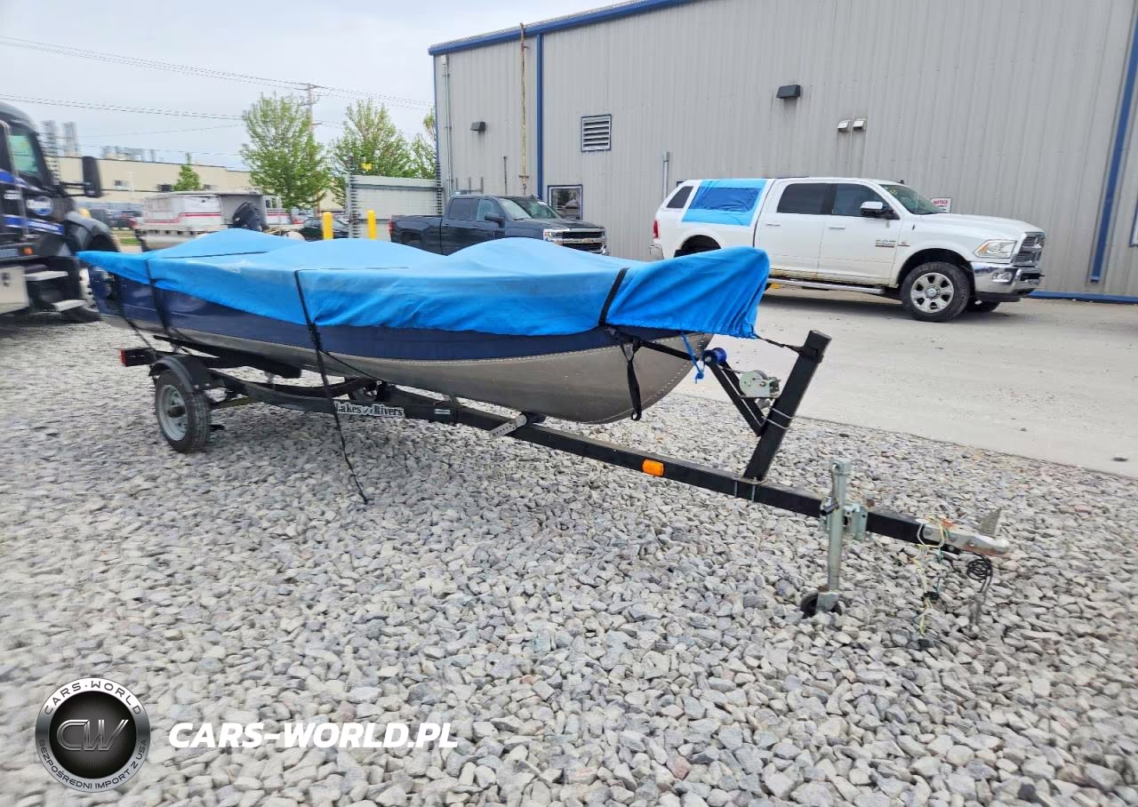2011 Unk Boat
