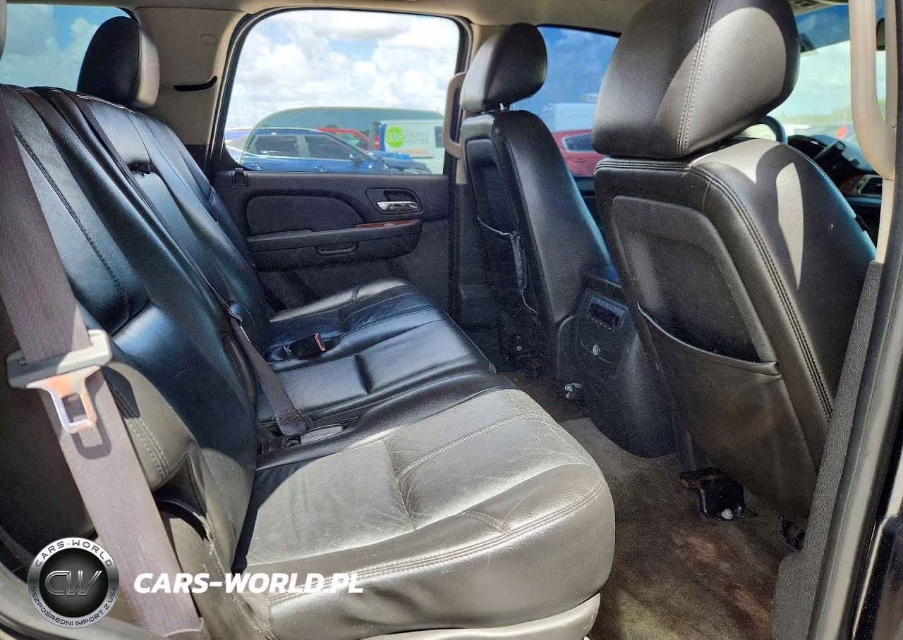 2011 Chevrolet Tahoe C1500 Lt VIN:1GNSCBE06BR376003 - 10