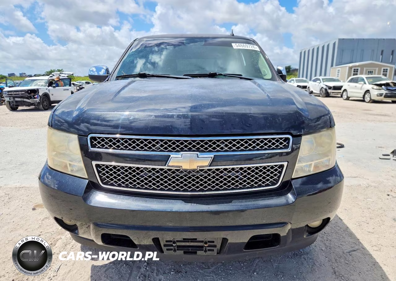 2011 Chevrolet Tahoe C1500 Lt VIN:1GNSCBE06BR376003 - 5