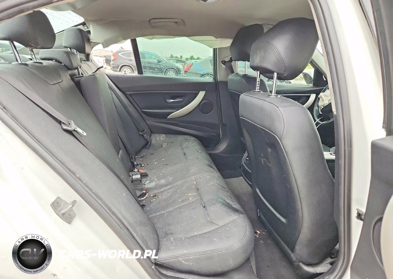 2018 BMW 320 I VIN:WBA8E1G52JNU92933 - 10