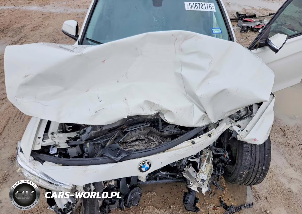 2018 BMW 320 I VIN:WBA8E1G52JNU92933 - 11