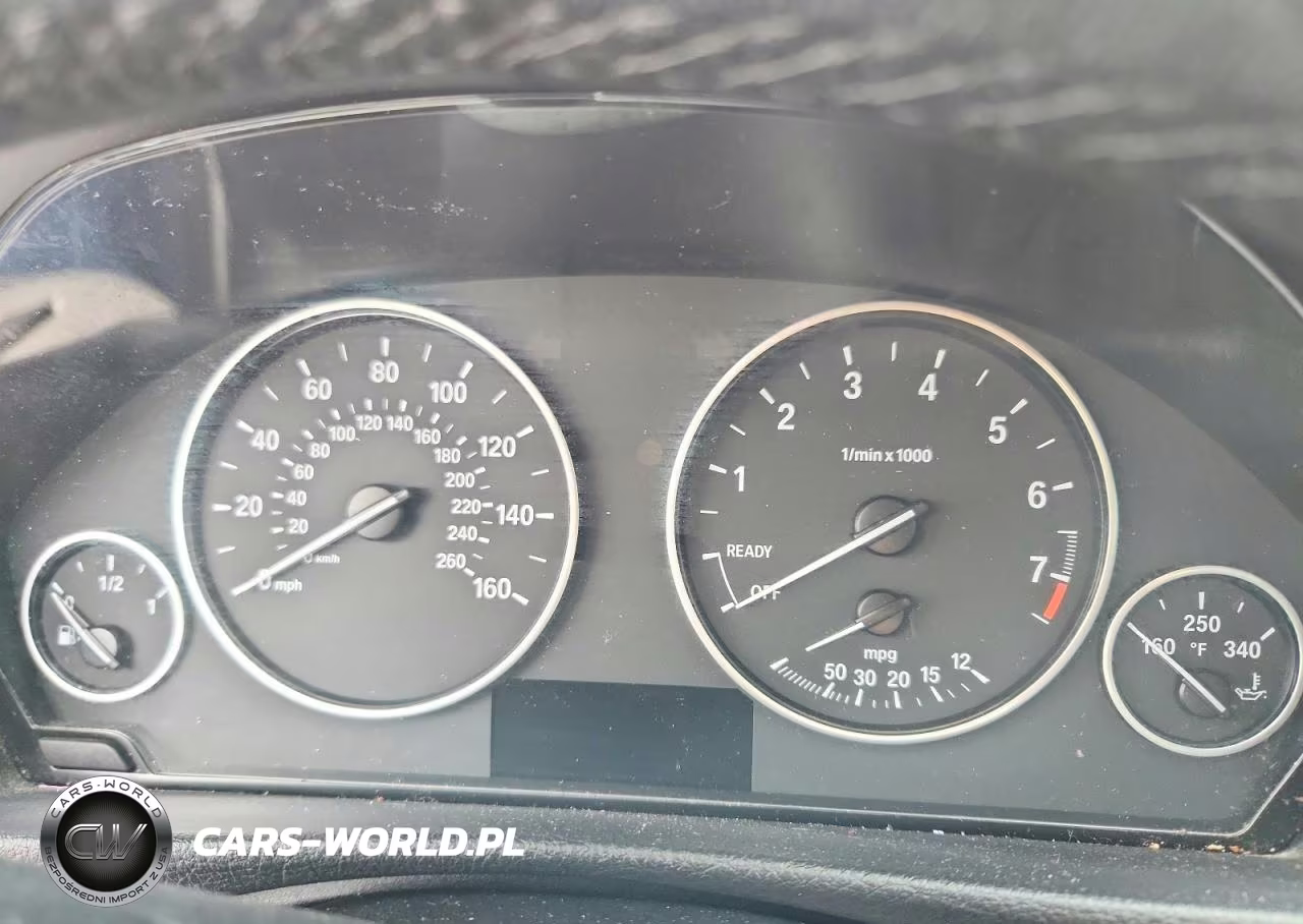 2018 BMW 320 I VIN:WBA8E1G52JNU92933 - 9