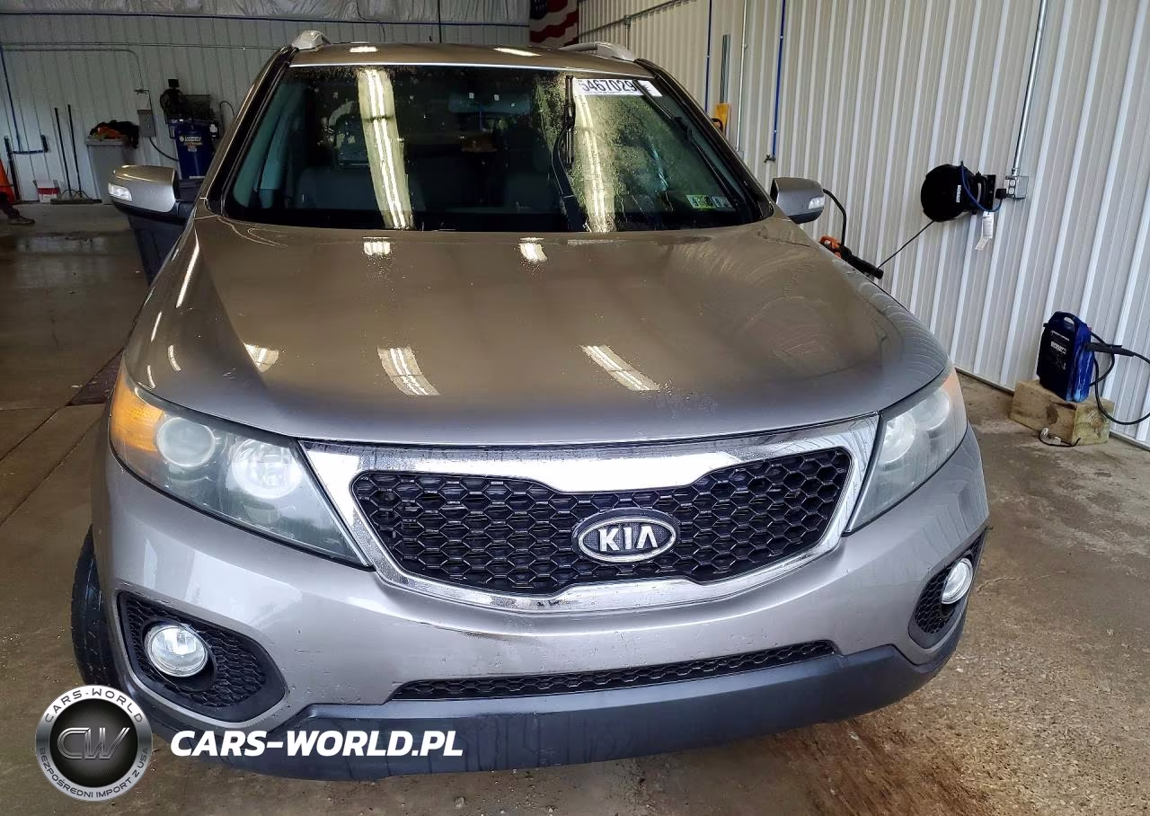 2011 Kia Sorento Lx VIN:5XYKT3A12BG182435 - 5