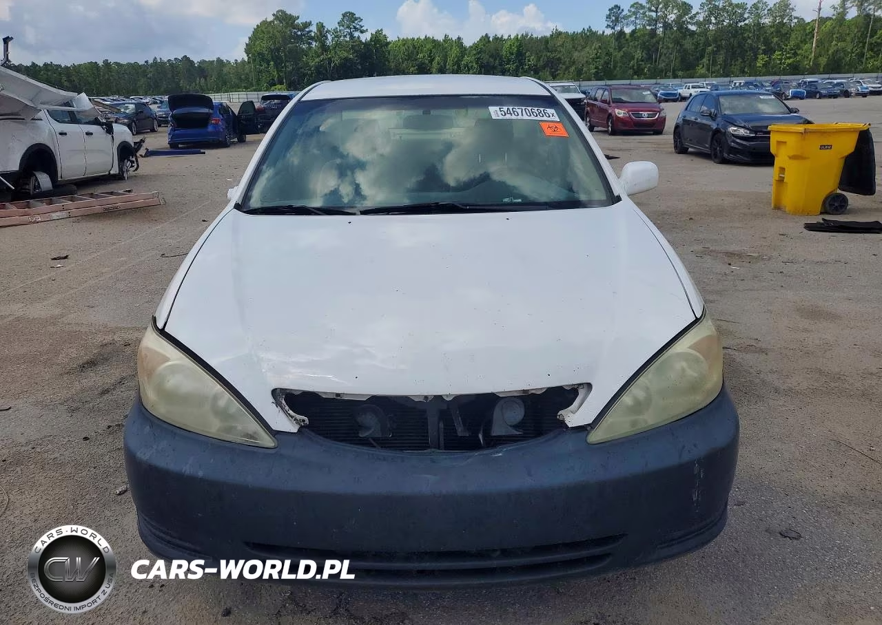 2004 Toyota Camry Le VIN:4T1BE32K64U281693 - 5