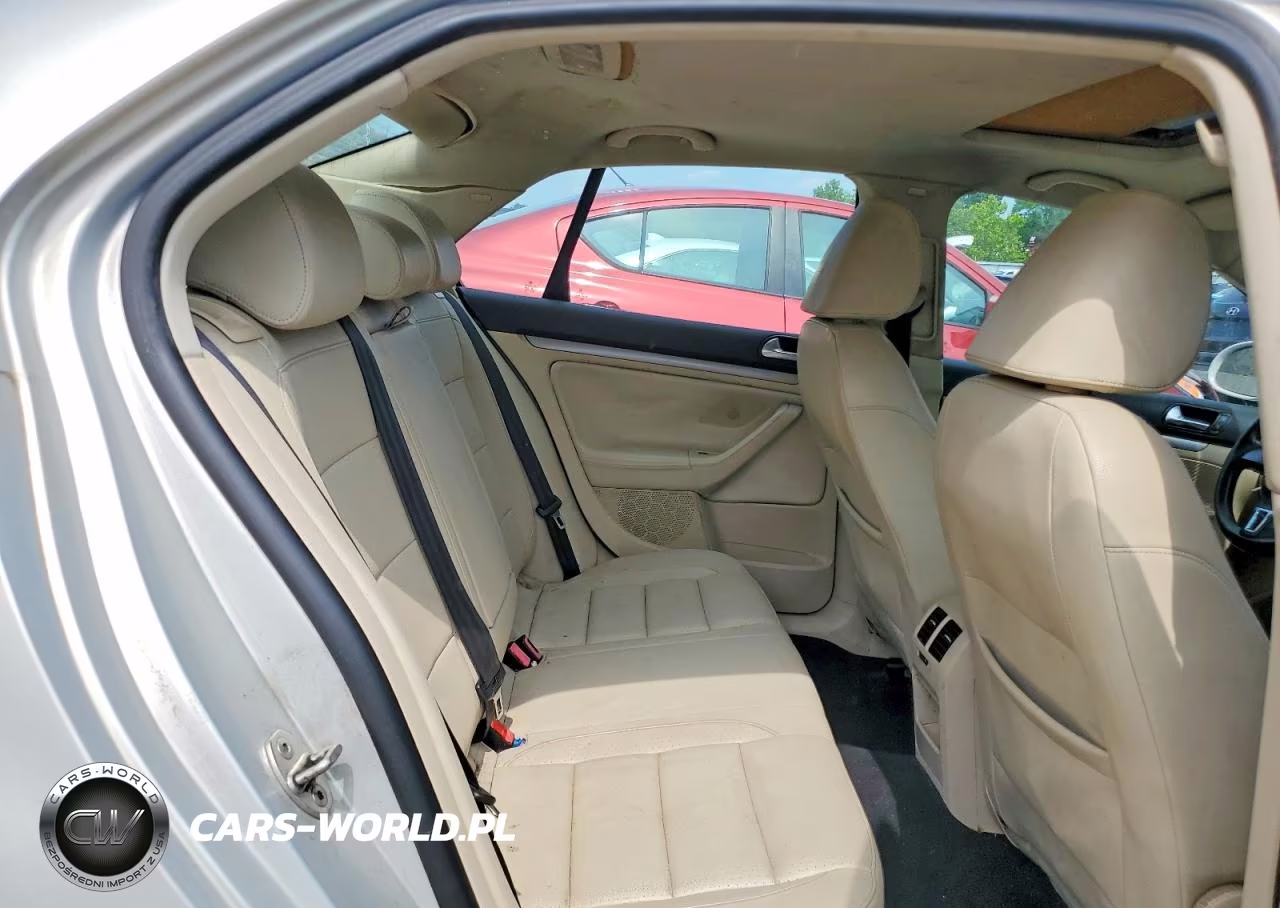 2010 Volkswagen Jetta Se VIN:3VWRZ7AJ8AM162645 - 10