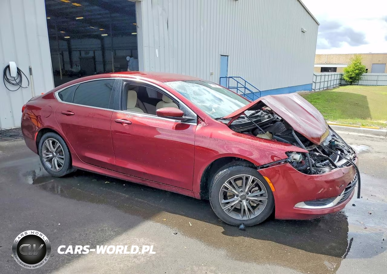2016 Chrysler 200 Limited VIN:1C3CCCAB0GN133249 - 4