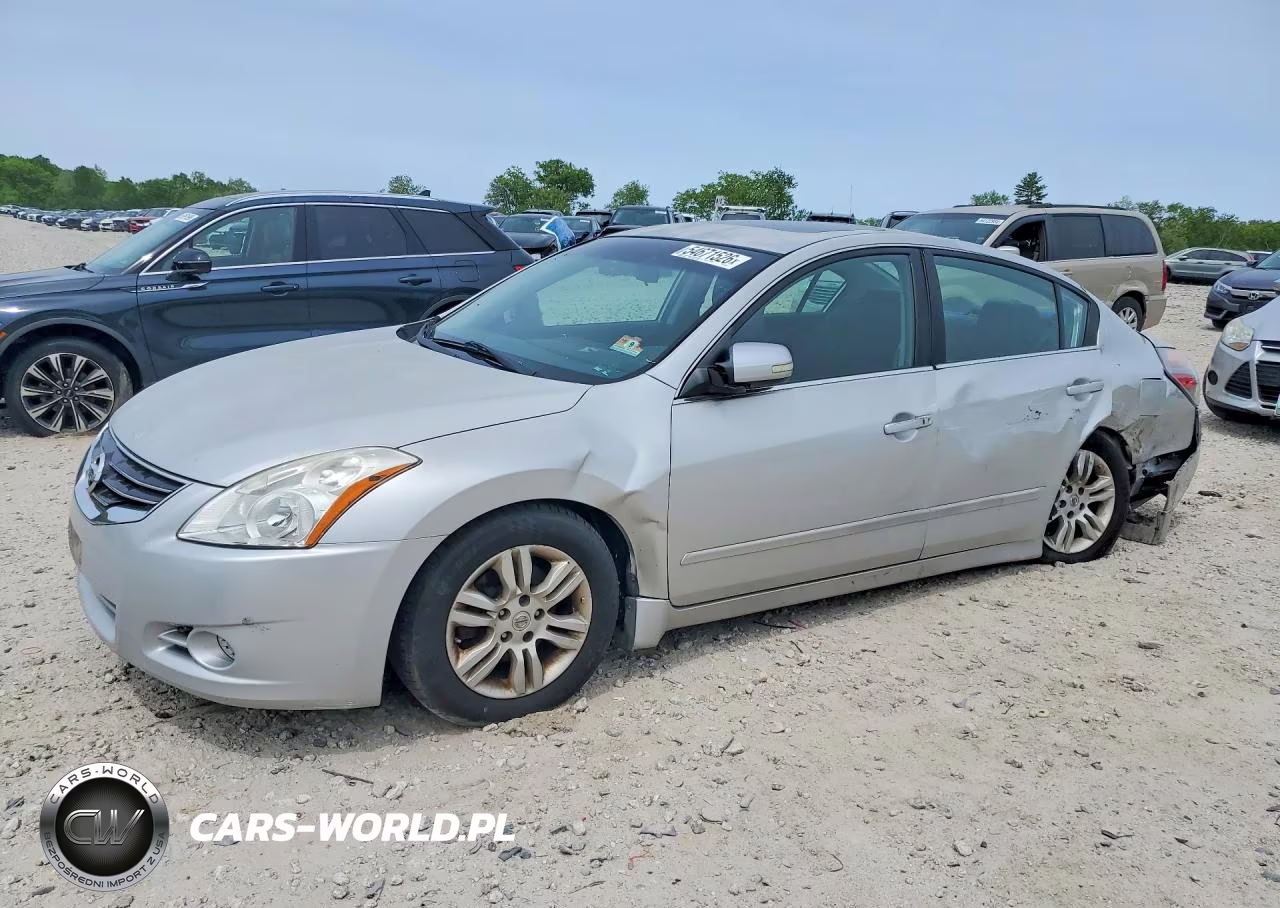 2010 Nissan Altima 2.5 – zdjęcie 1 z 12