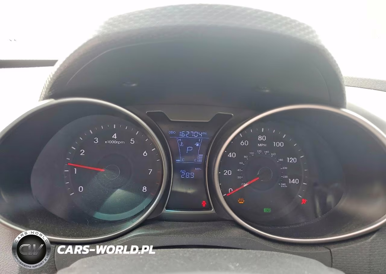 2016 Hyundai Veloster Base VIN:KMHTC6AD9GU288253 - 9