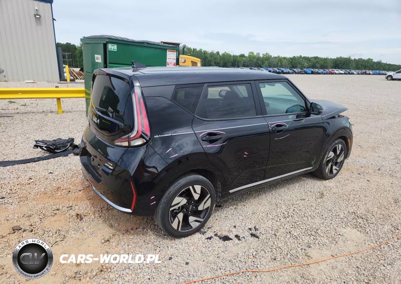 2023 Kia Soul Gt Line VIN:KNDJ53AUXP7840264 - 3