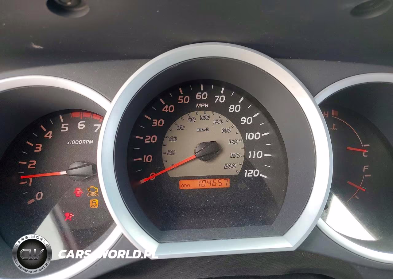2010 Toyota Tacoma VIN:3TMJU4GN7AM104923 - 9