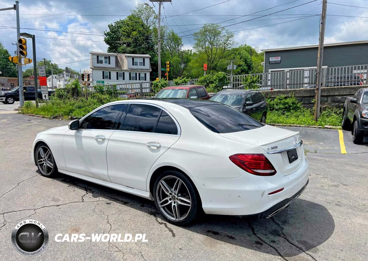 2019 Mercedes-Benz E 300 4Matic VIN:WDDZF4KB0KA606543 - 2