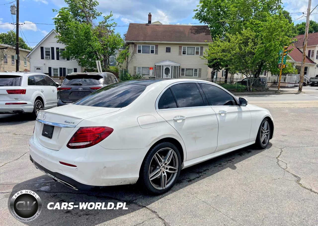 2019 Mercedes-Benz E 300 4Matic VIN:WDDZF4KB0KA606543 - 3
