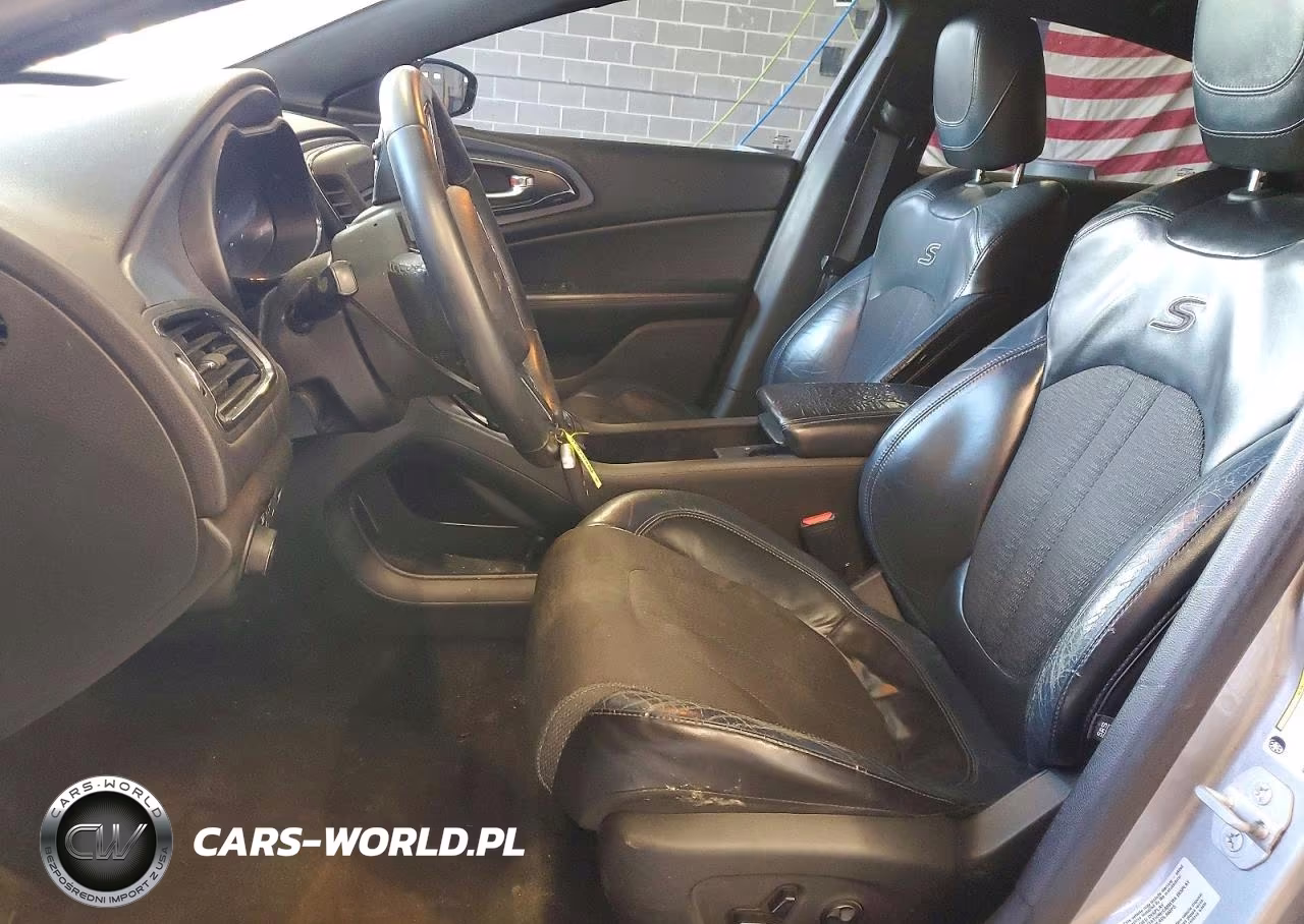 2015 Chrysler 200 S VIN:1C3CCCBB9FN585164 - 7