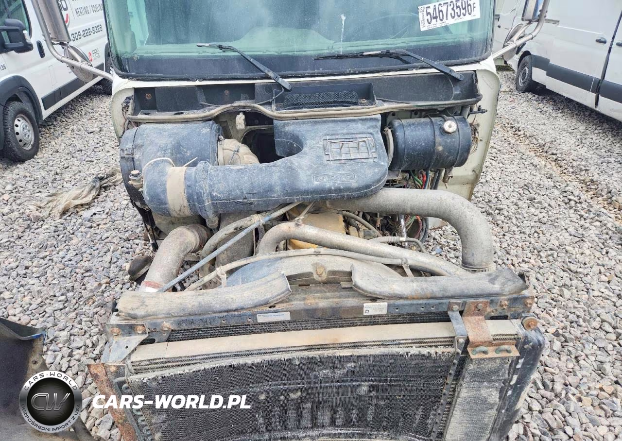 2001 International 9200 9200I VIN:2HSCEAXR41C063421 - 7