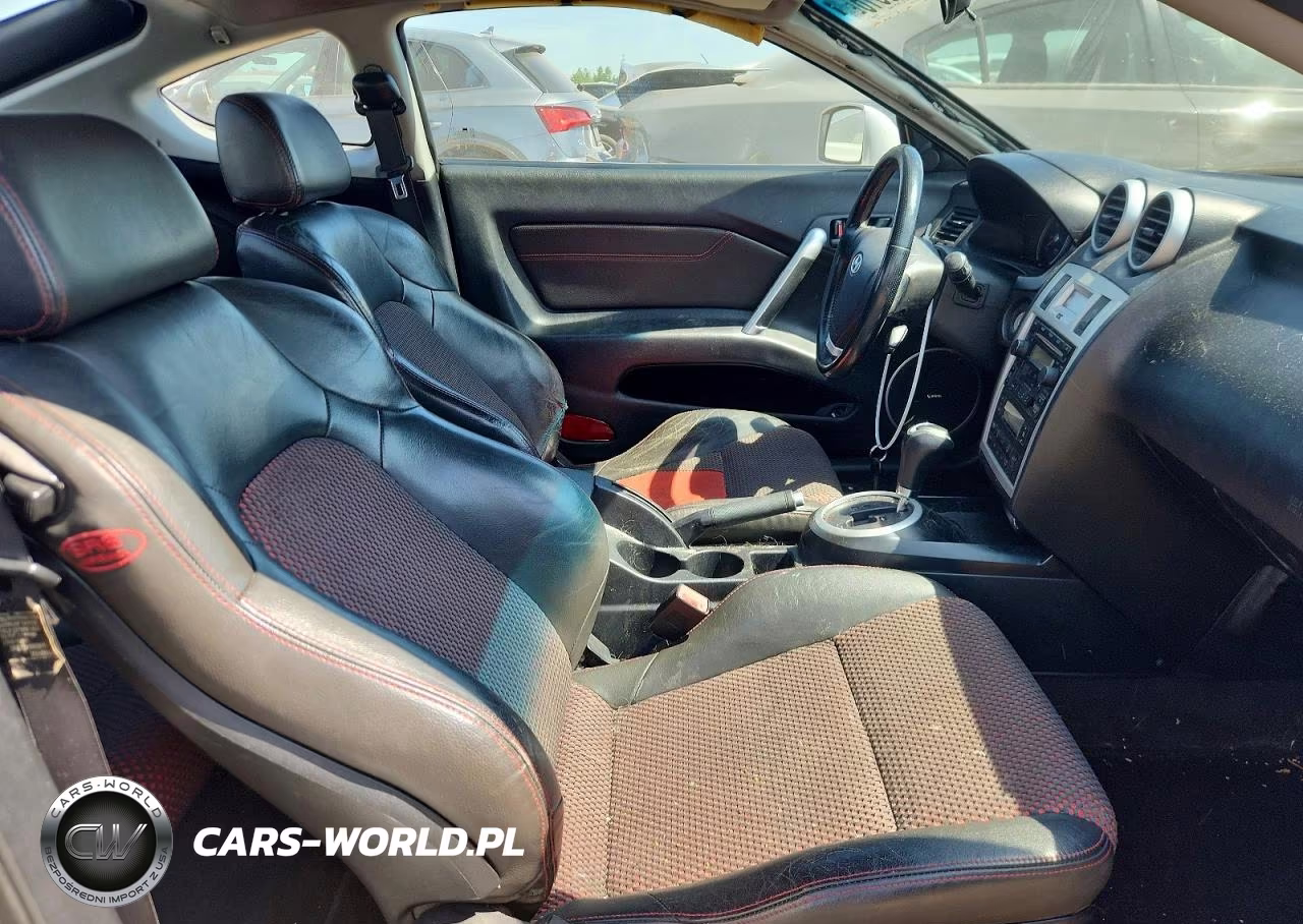 2006 Hyundai Tiburon Gt VIN:KMHHN65F06U201981 - 10
