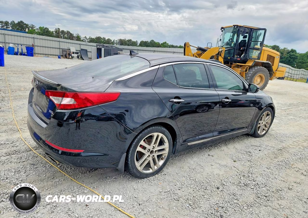 2013 Kia Optima Sx VIN:5XXGR4A63DG098864 - 3