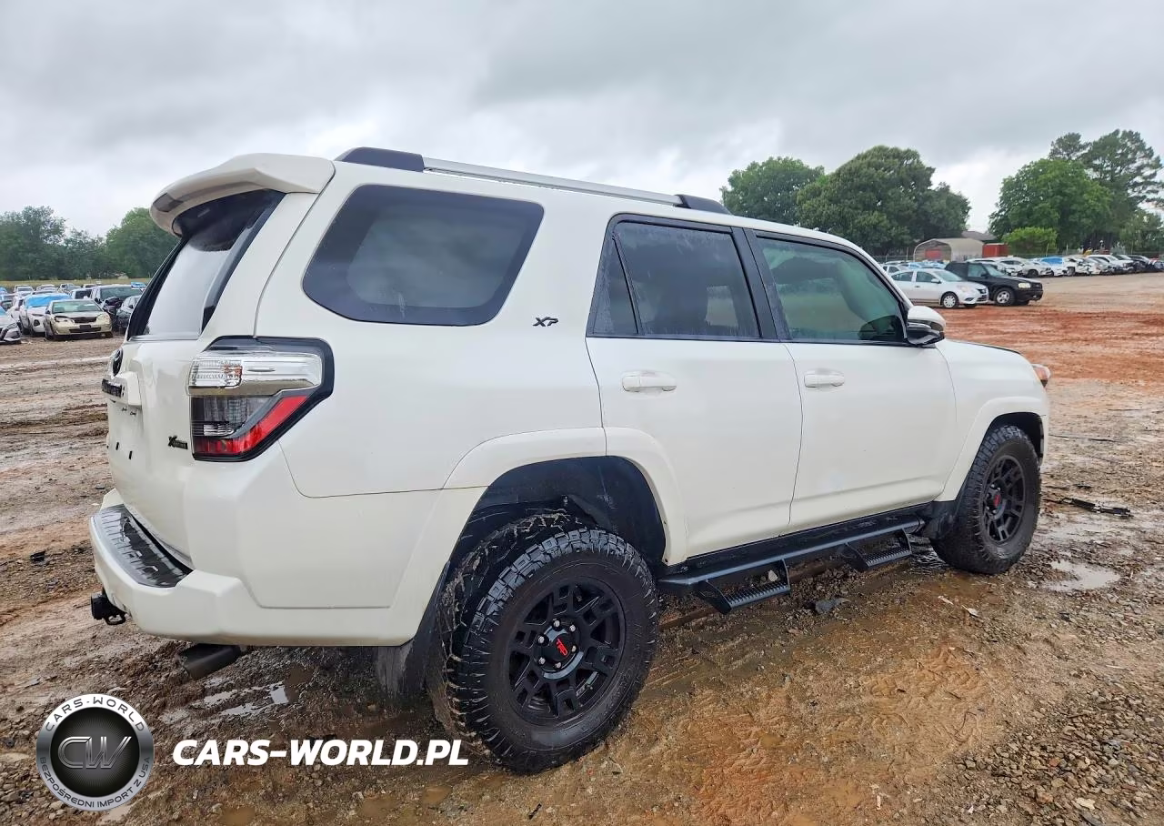 2023 Toyota 4Runner Sr5 Premium VIN:JTEFU5JR1P5294414 - 3
