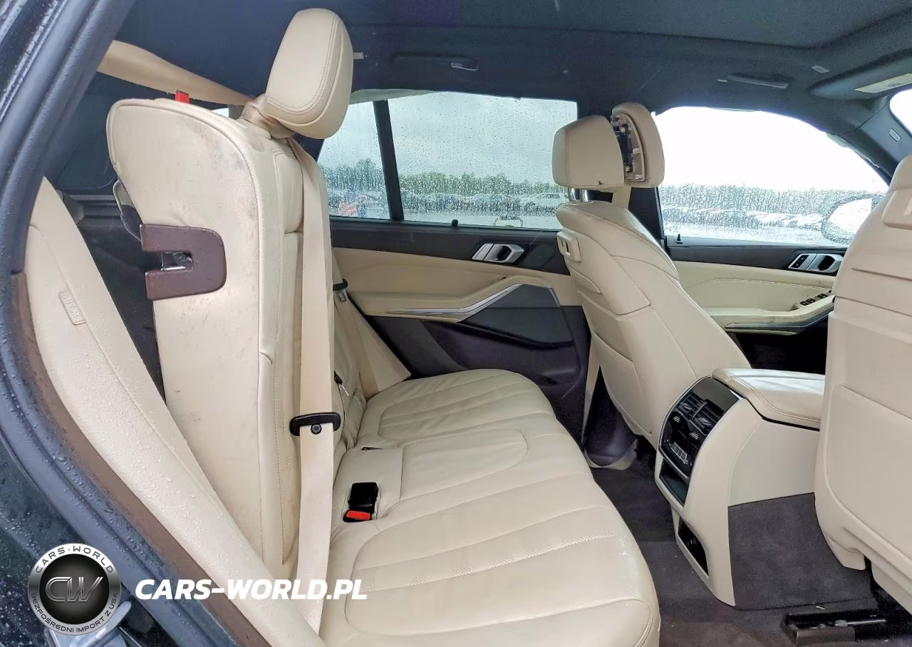 2019 BMW X5 xDrive40I VIN:5UXCR6C52KLK87709 - 11