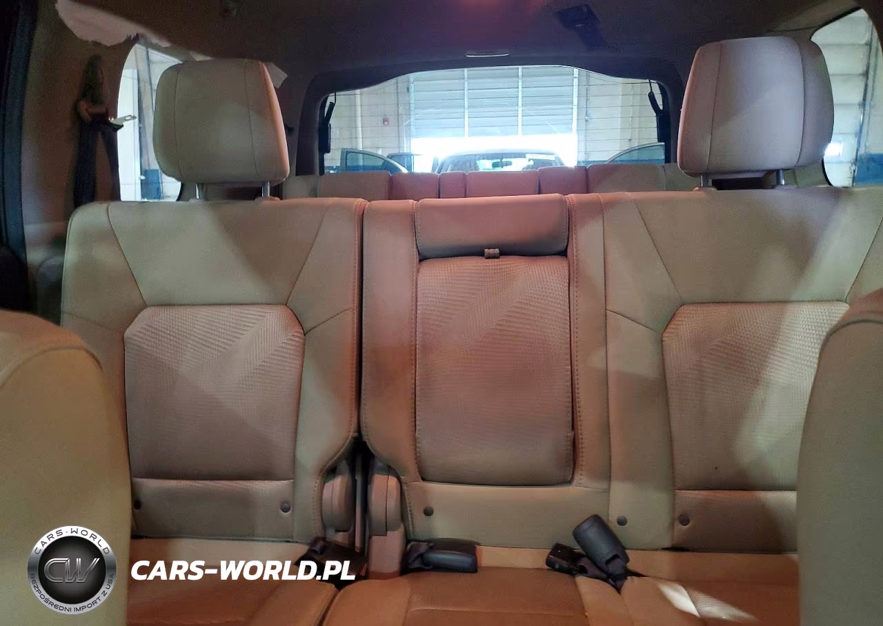 2015 Honda Pilot Lx VIN:5FNYF4H27FB003390 - 10