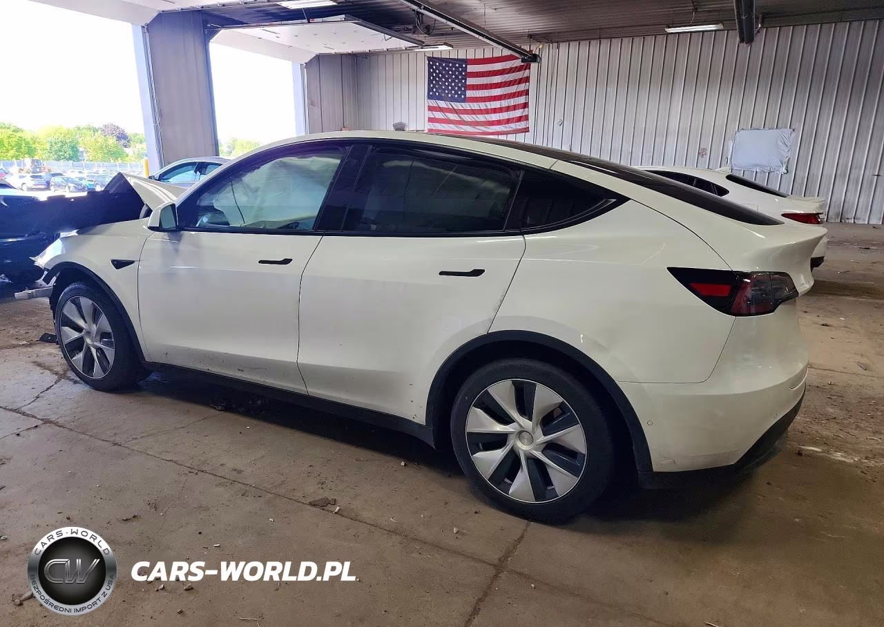 2021 Tesla Model Y VIN:5YJYGDEE6MF246682 - 2