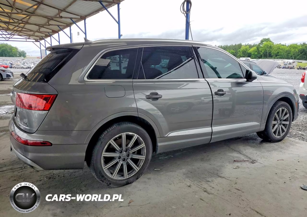 2017 Audi Q7 Premium Plus VIN:WA1LAAF73HD034727 - 3