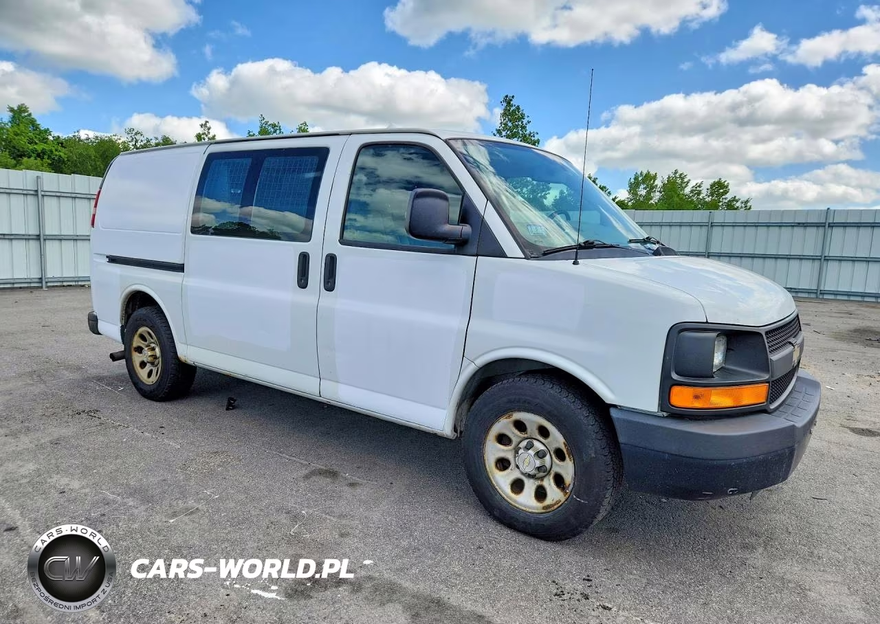 2013 Chevrolet Express G1500 VIN:1GCSGAFX3D1152952 - 4